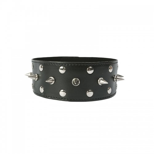 Черный ошейник с шипами и заклепками photo 1
